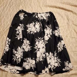 George Size 10 Black and White Floral Skirt